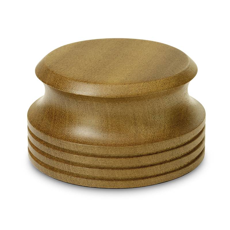 Wooden lid with rounded edges and five narrow grooves on the side. Glossy surface, medium brown colour.