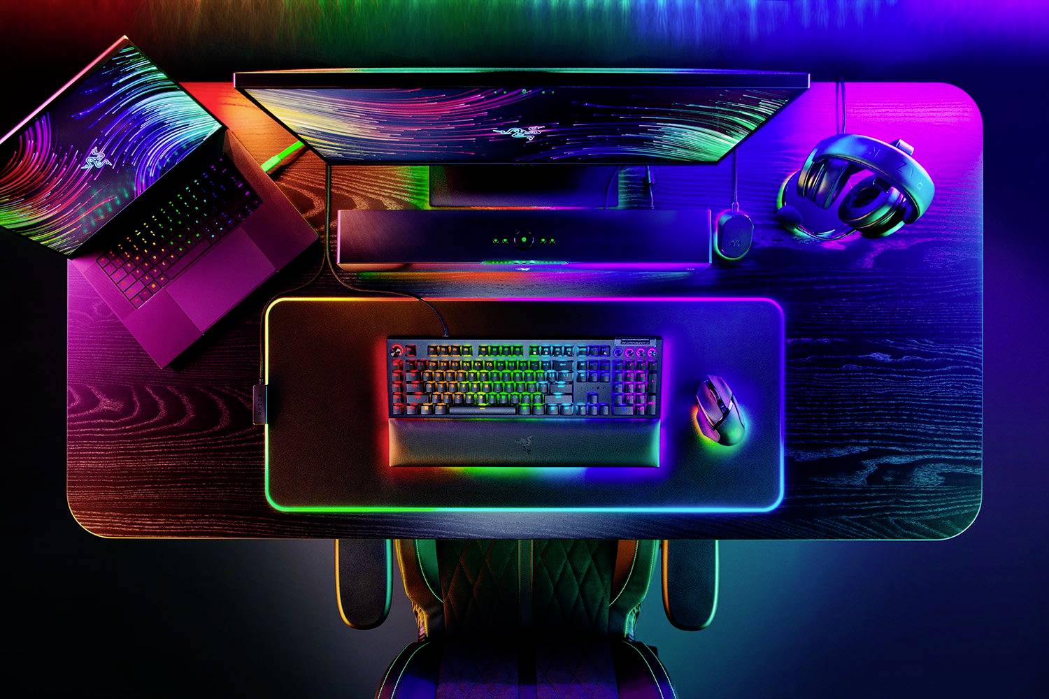 RAZER BlackWidow V4 Pro Green Switch Corded Gaming keyboard German, QWERTZ Black Backlit