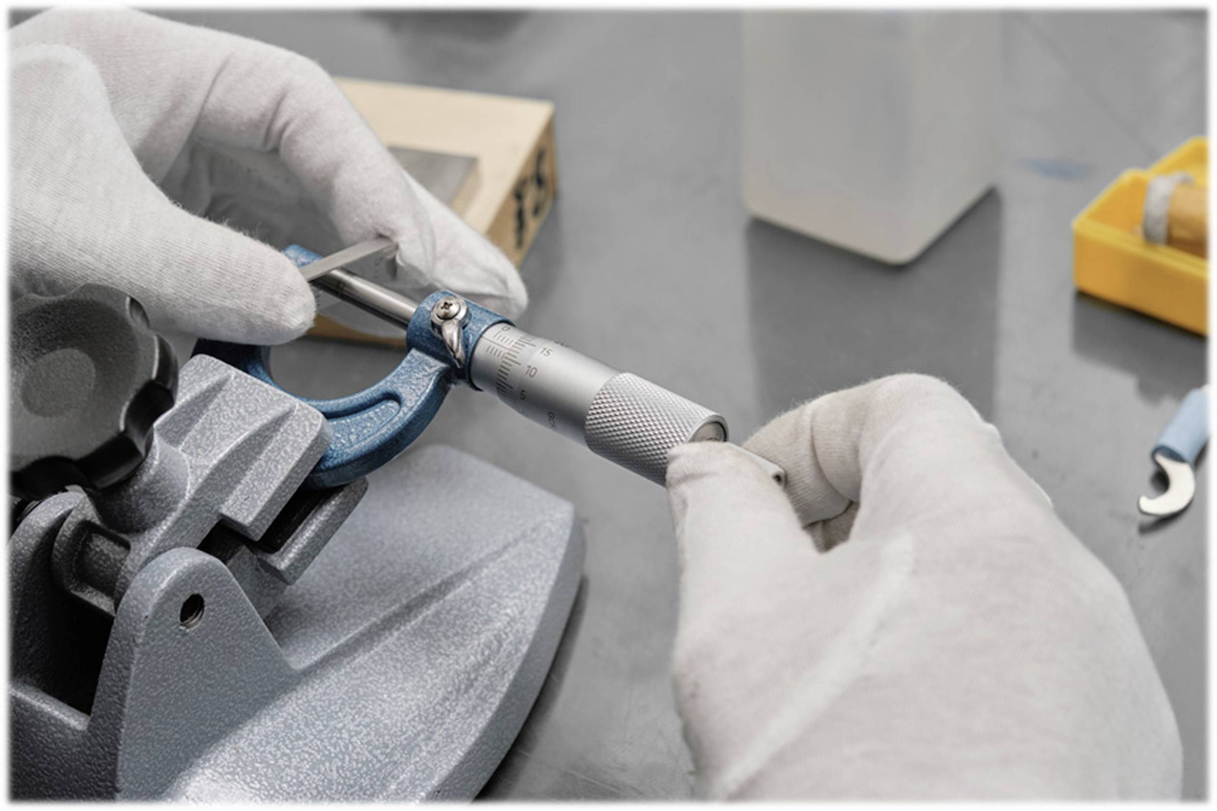 Dasqua 4111-8206 Micrometer set + graduation 0 - 75 mm DIN 863