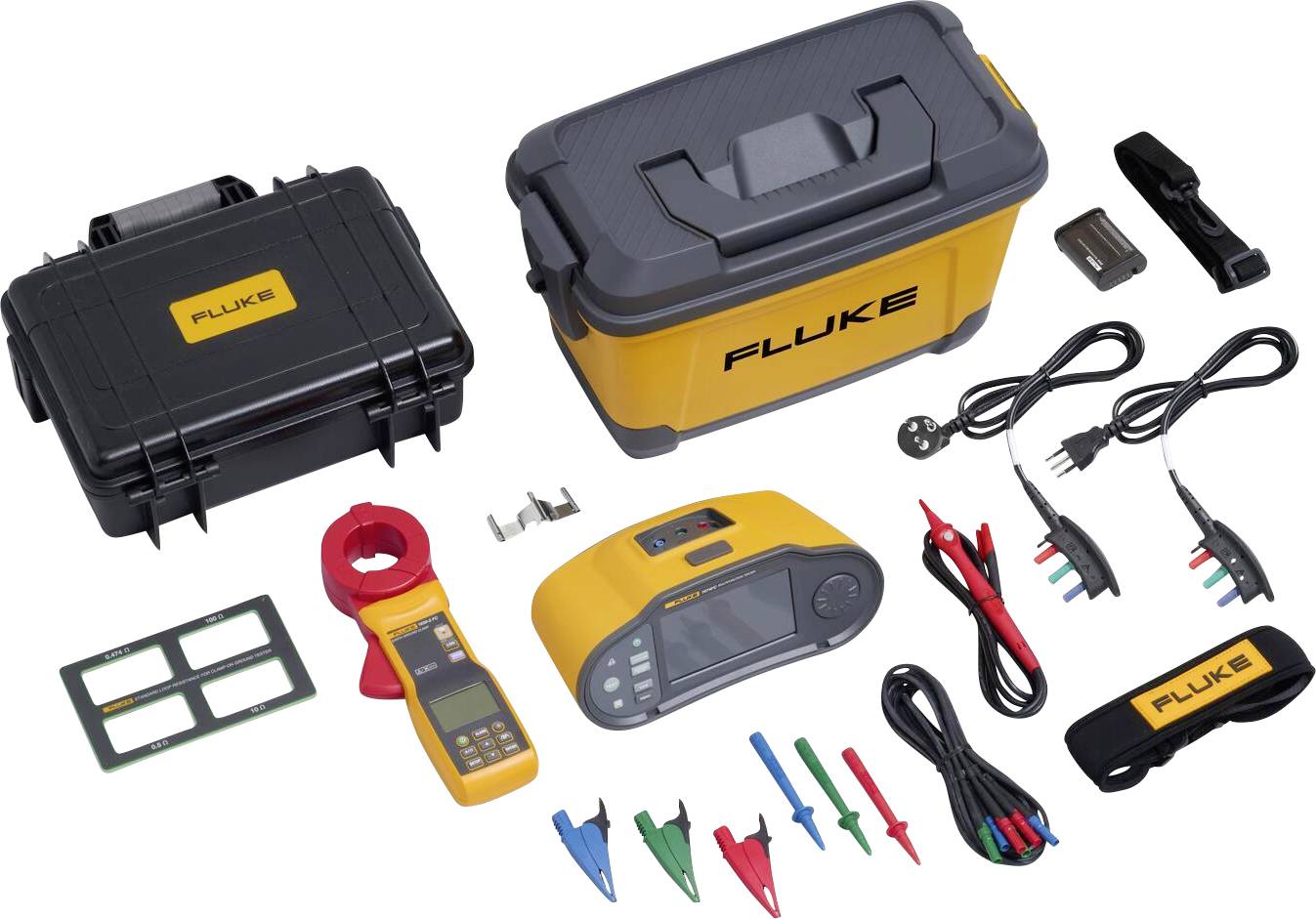 Contents of an electrical measuring device case: portable case, clamp multimeter, cables, test probes, charger and adapter.