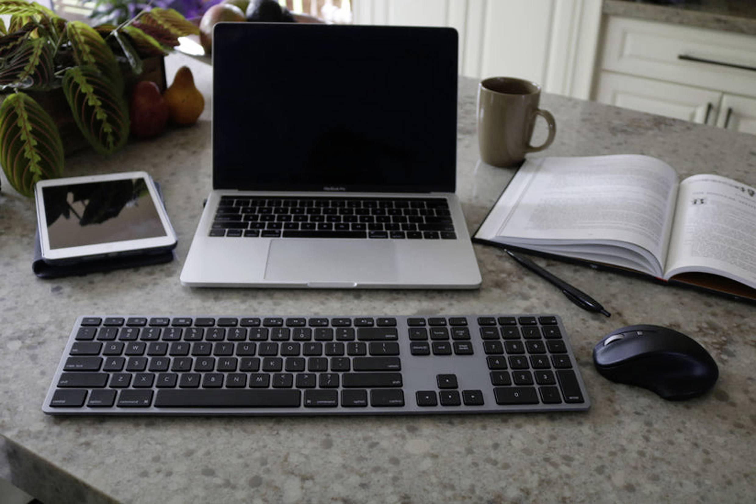 Matias FK418DCB-DE Wireless USB-C® Aluminum Keyboard for Mac Wireless Keyboard German, QWERTZ, Macintosh Space Grey