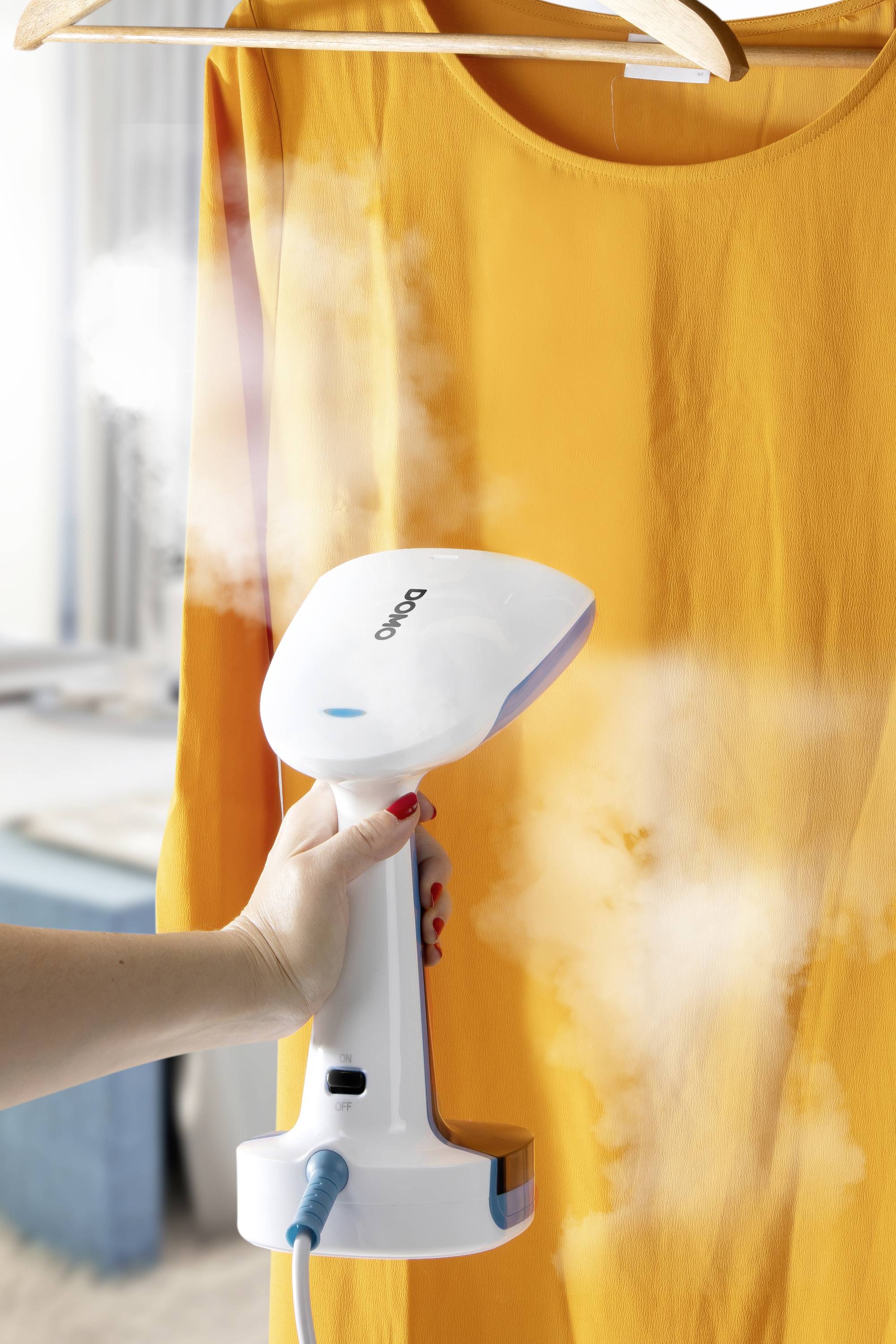 DOMO BEKLEIDUNGSDÄMPFER DO1154S Steam iron 1960 W