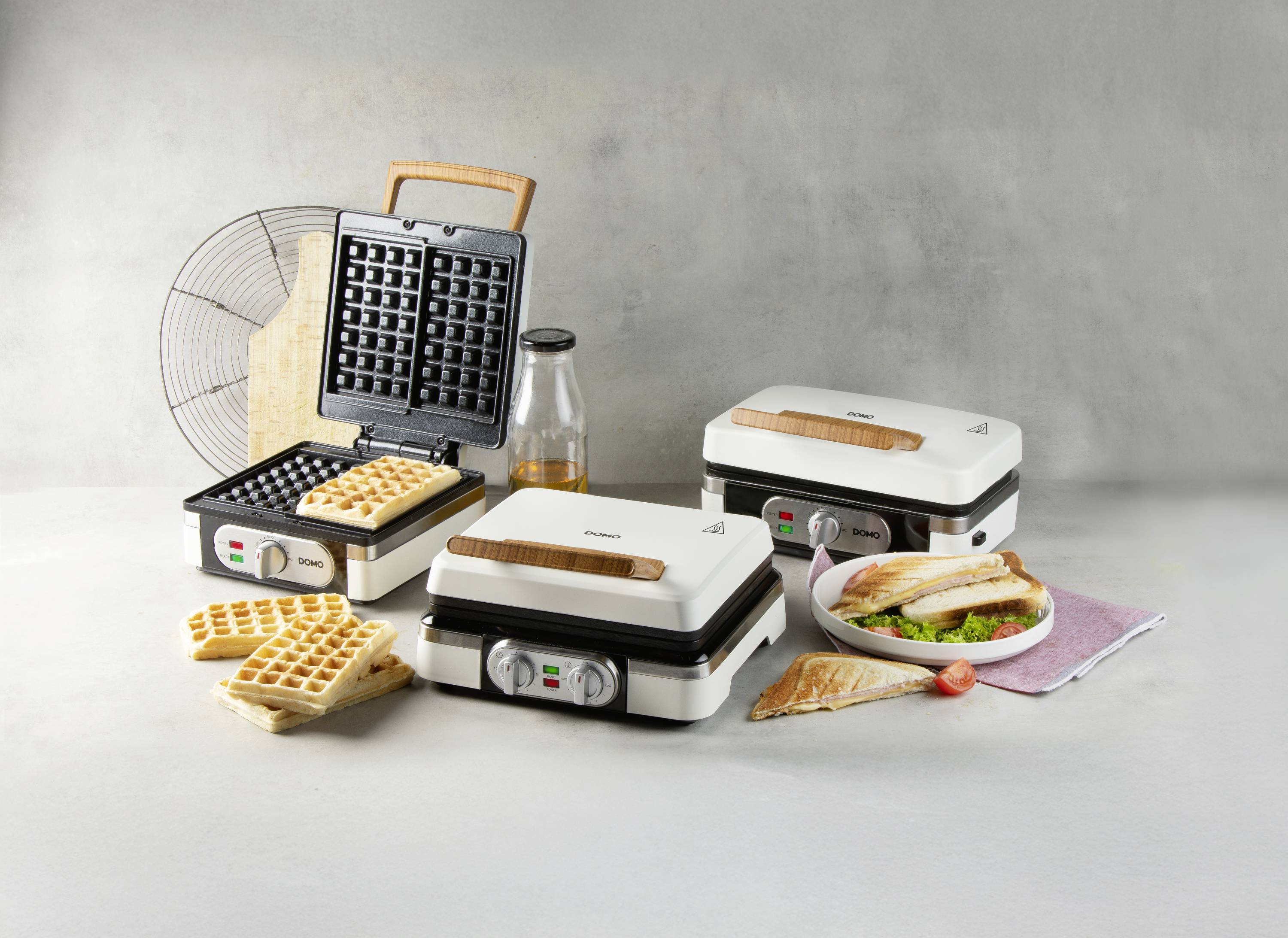 DOMO WAFFELEISEN – POWDER WHITE Waffle maker White
