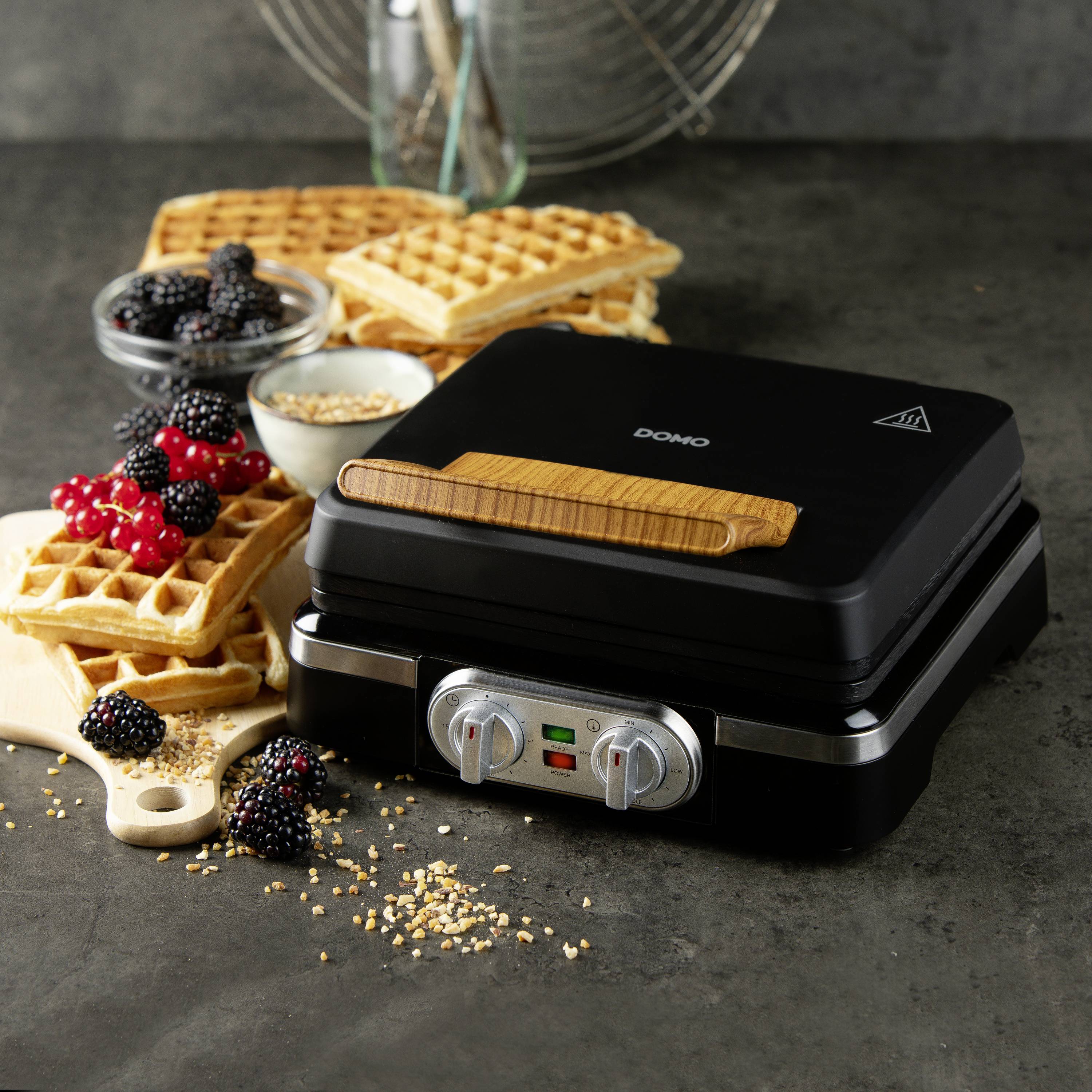 DOMO WAFFELEISEN – INKY BLACK Waffle maker Black