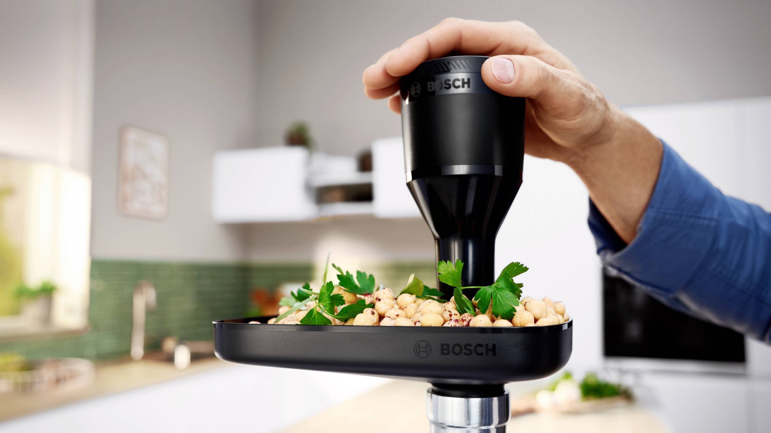 Bosch Multi Power Serie 4, 1900 Watt Blockierleistung MFWS420W Mincer 1300 W White