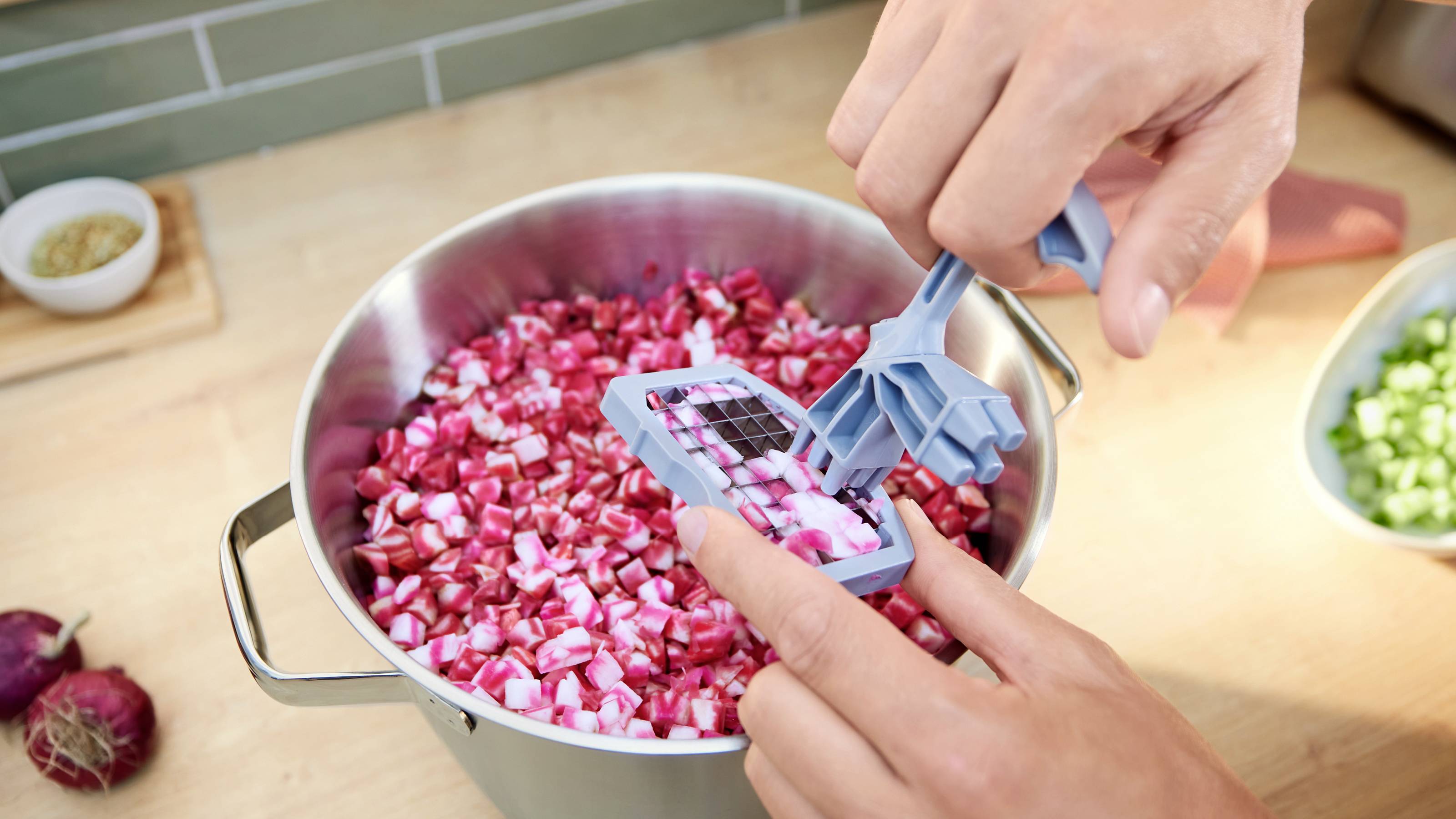 Bosch Würfelschneider für Bosch Küchenmaschine Serie 6 und 8 Dicer Black, Grey