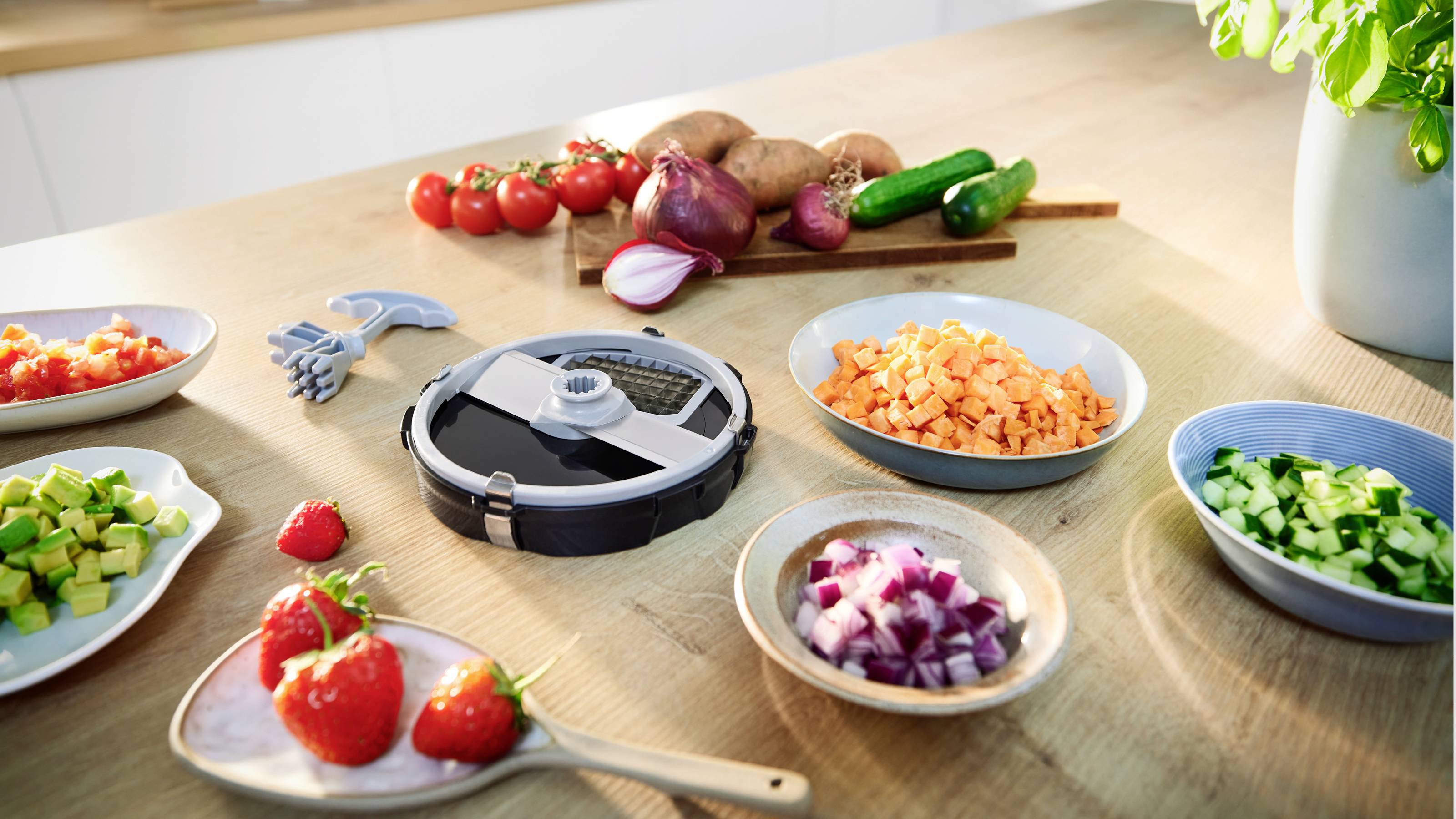 Bosch Würfelschneider für Bosch Küchenmaschine Serie 6 und 8 Dicer Black, Grey