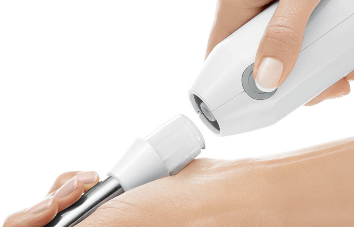 Bosch ErgoMixx Stabmixer, 600 Watt, Edelstahl-Mixfuß, Zerkleinerer, weißgrau Hand-held blender White grey