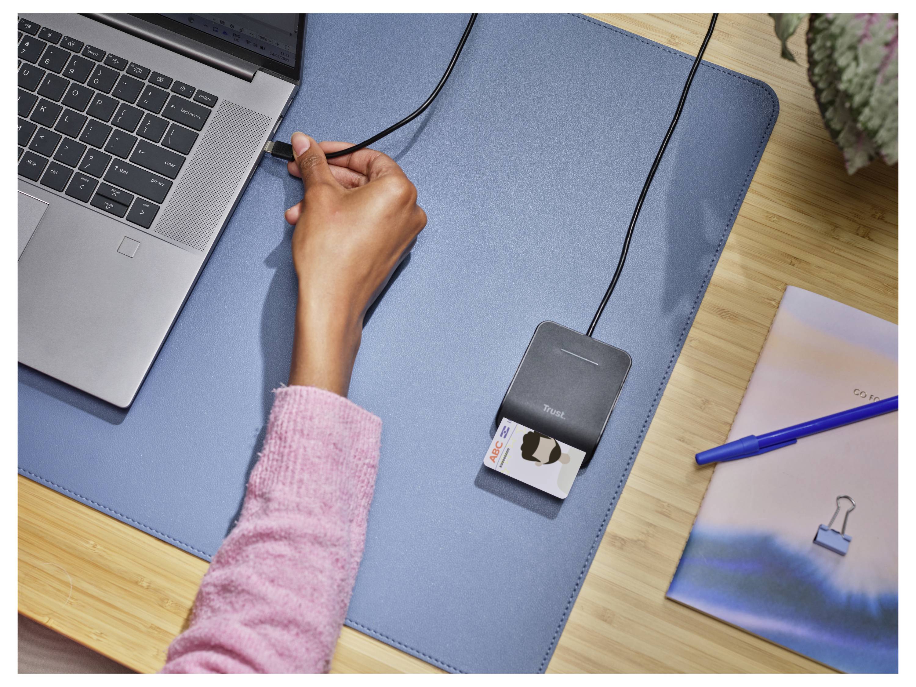 Trust Primo Chip card reader