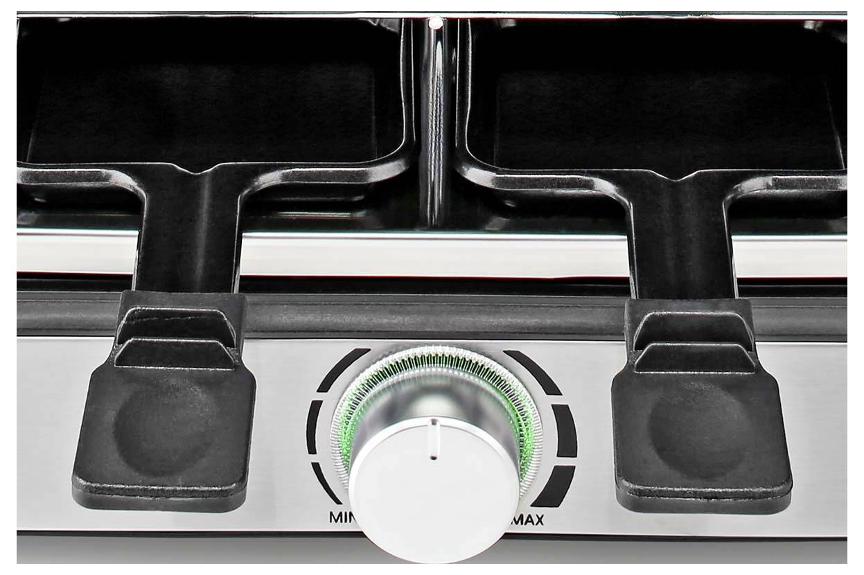 Gas stove top with two burners and a central knob, indicating 'Min' to 'Max', used for adjusting flame intensity.