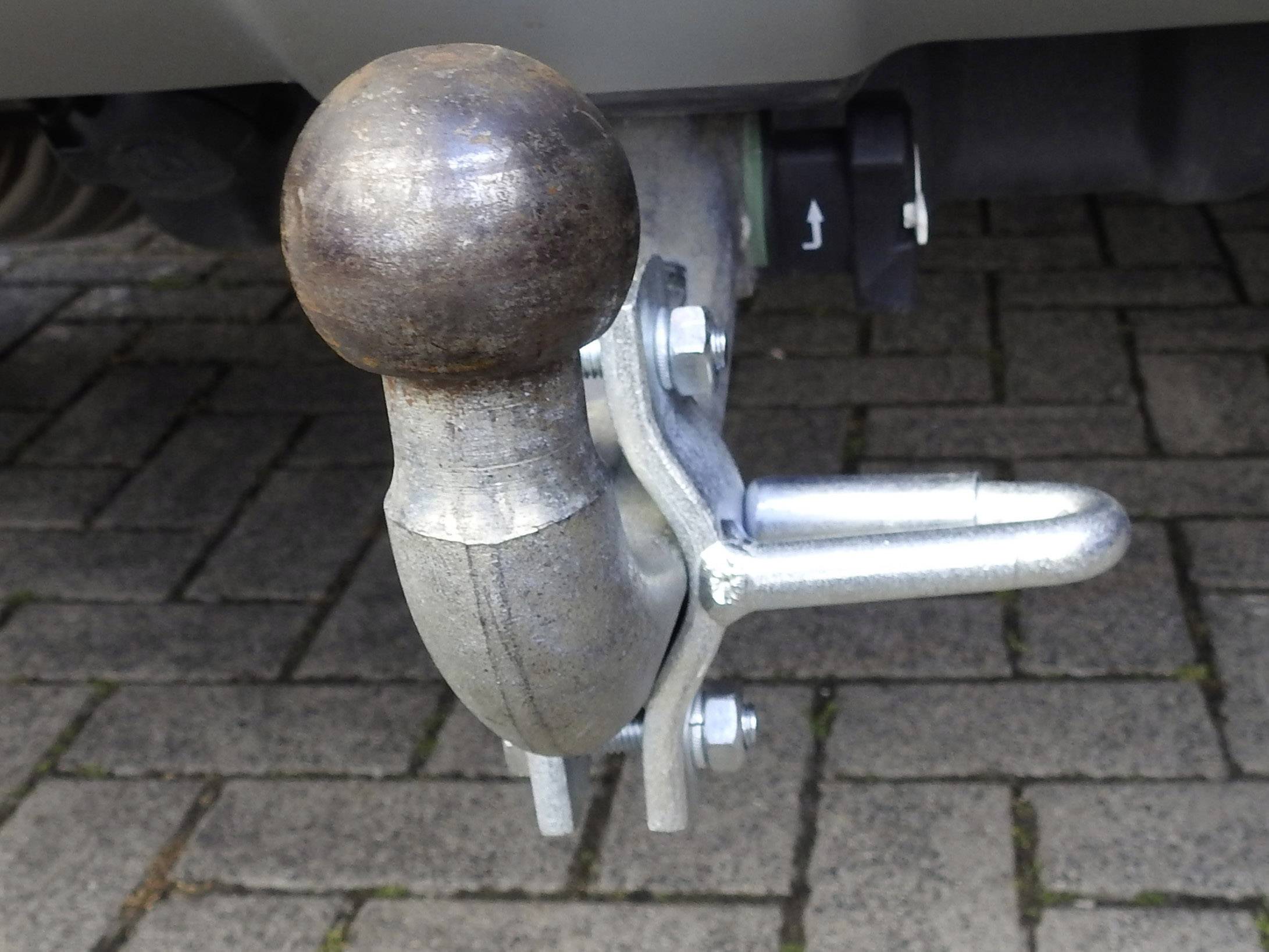 SecoRüt Breakaway cable holder Galvanized