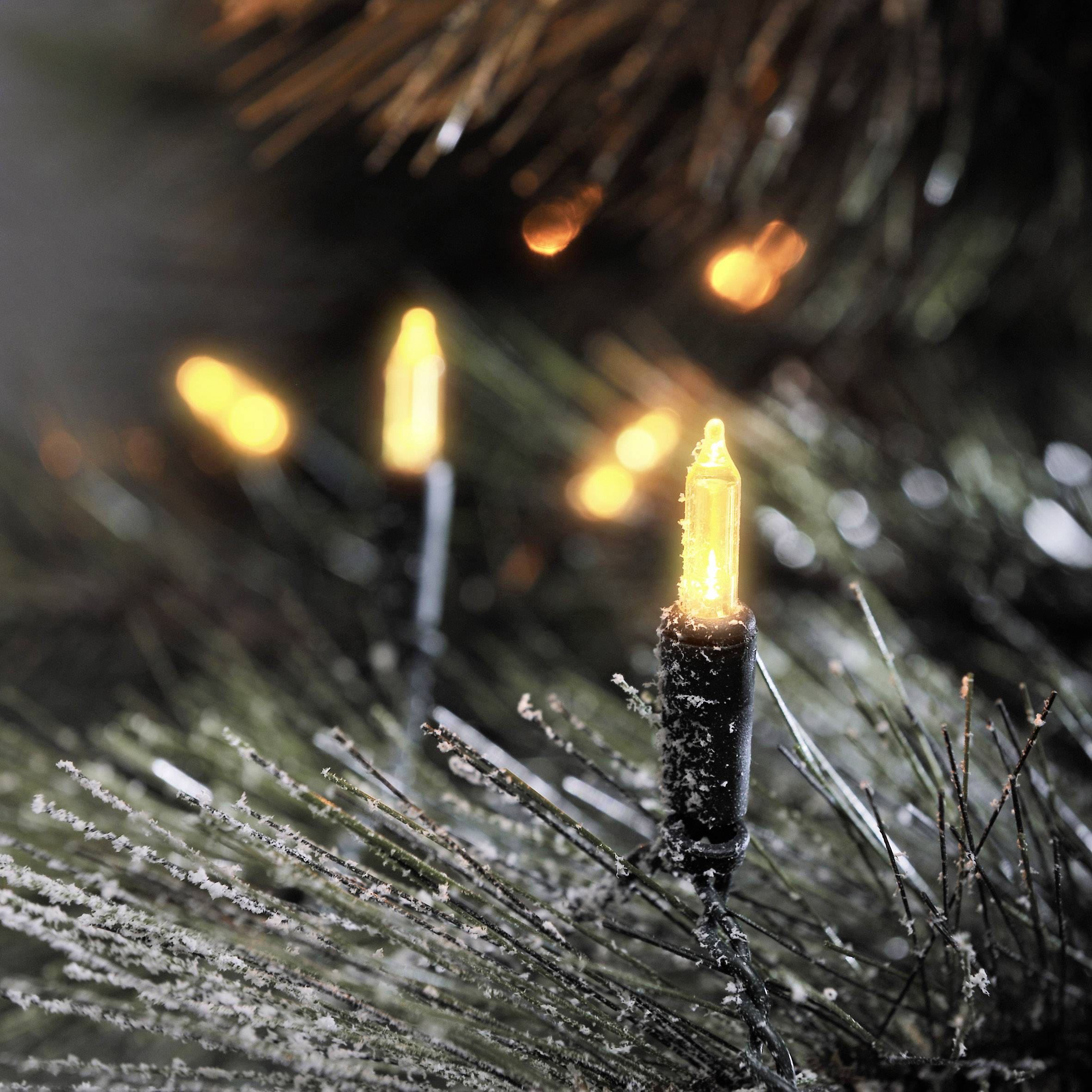 Konstsmide 6004-000 Holiday lights (mini) Outside EEC: G (A - G) mains-powered No. of bulbs 40 LED (monochrome) Yellow