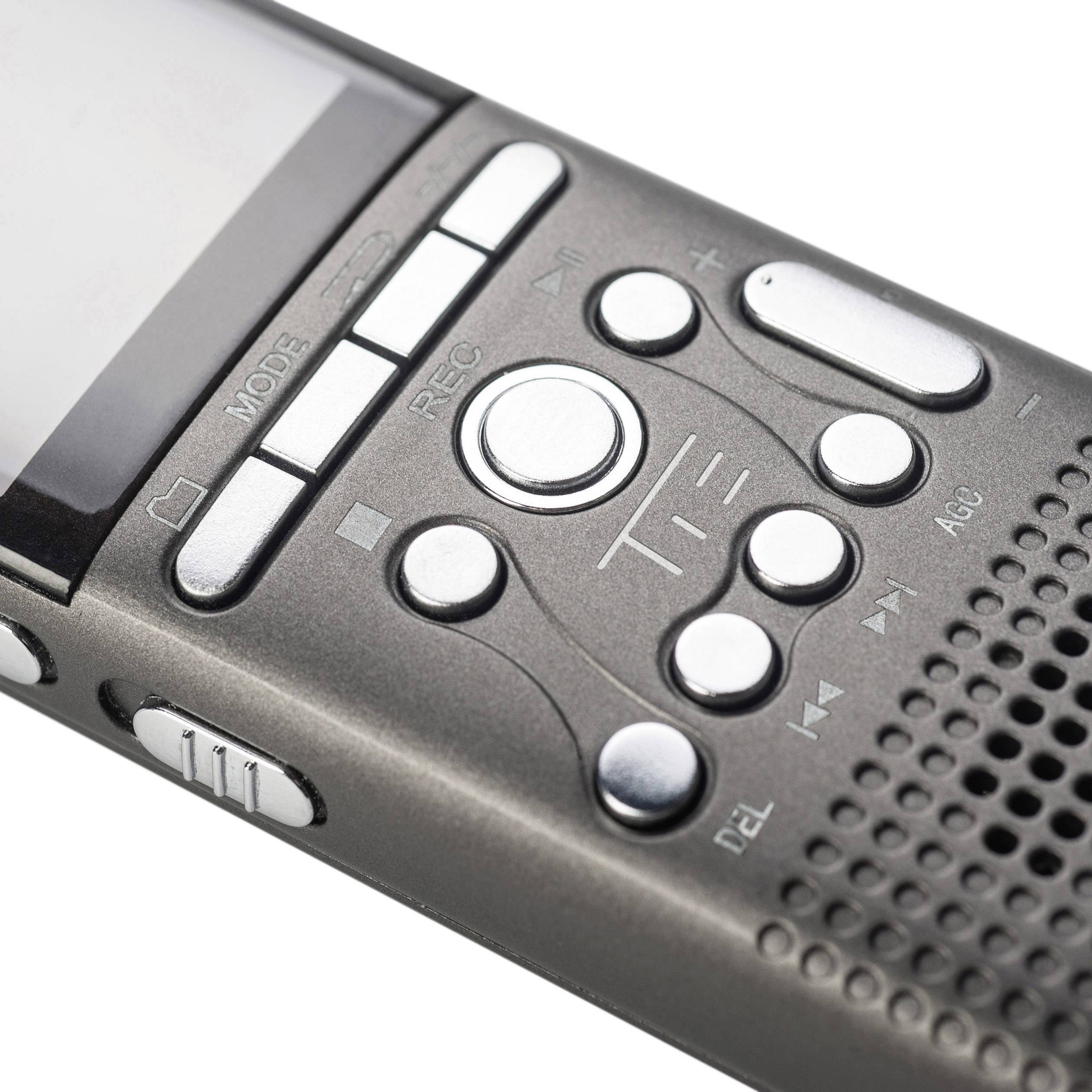 Digital dictaphone, showing buttons for recording, playback and deletion, close-up of the main control elements.