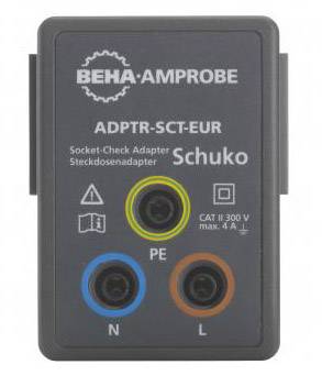 Socket adapter from Beha-Amprobe for checking Schuko sockets, with LED indicators for fault diagnosis, Category CAT II 300 V.