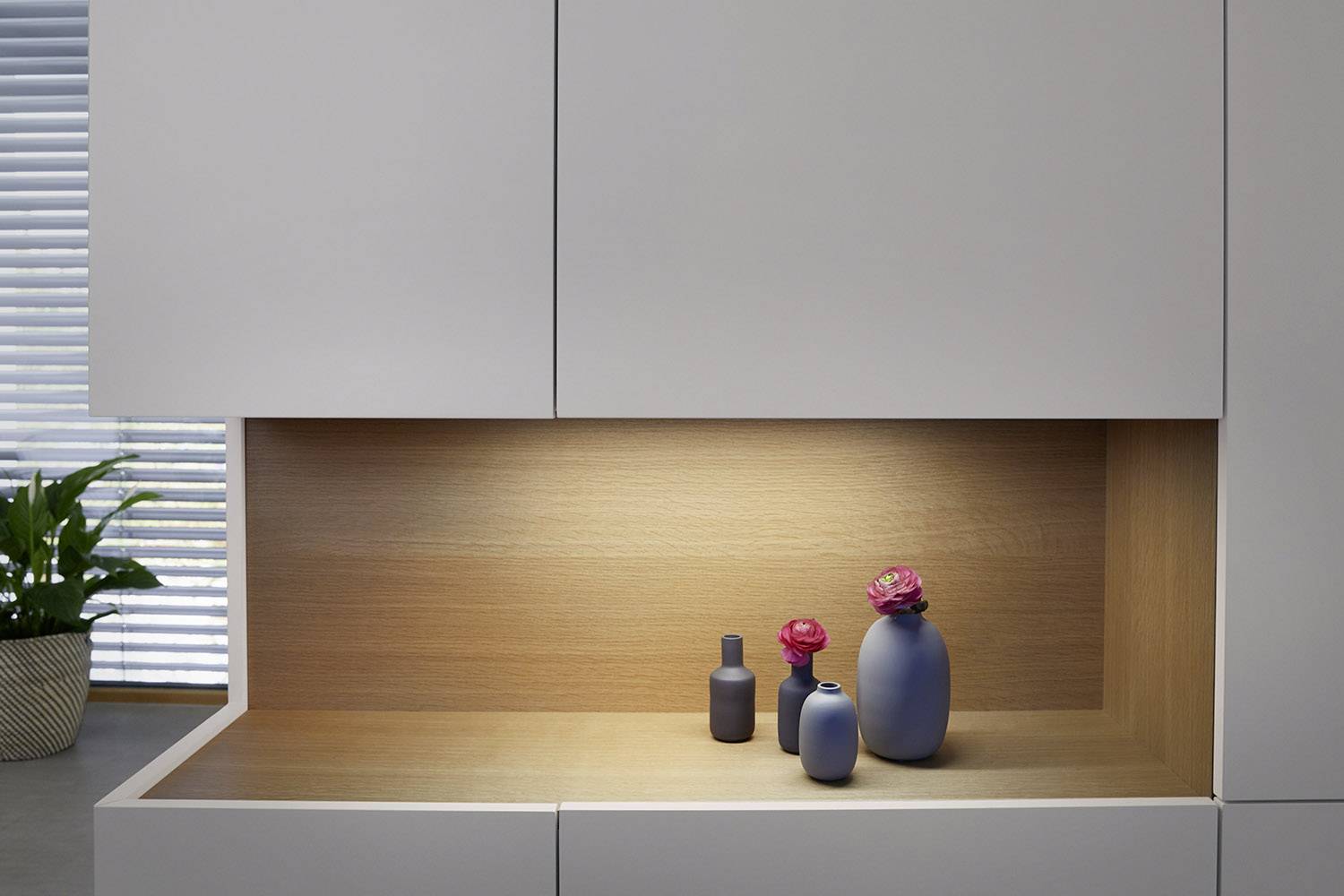 LEDVANCE Cabinet LED Panel L LED plinth lighting LED (monochrome) Built-in LED 5 W Warm white