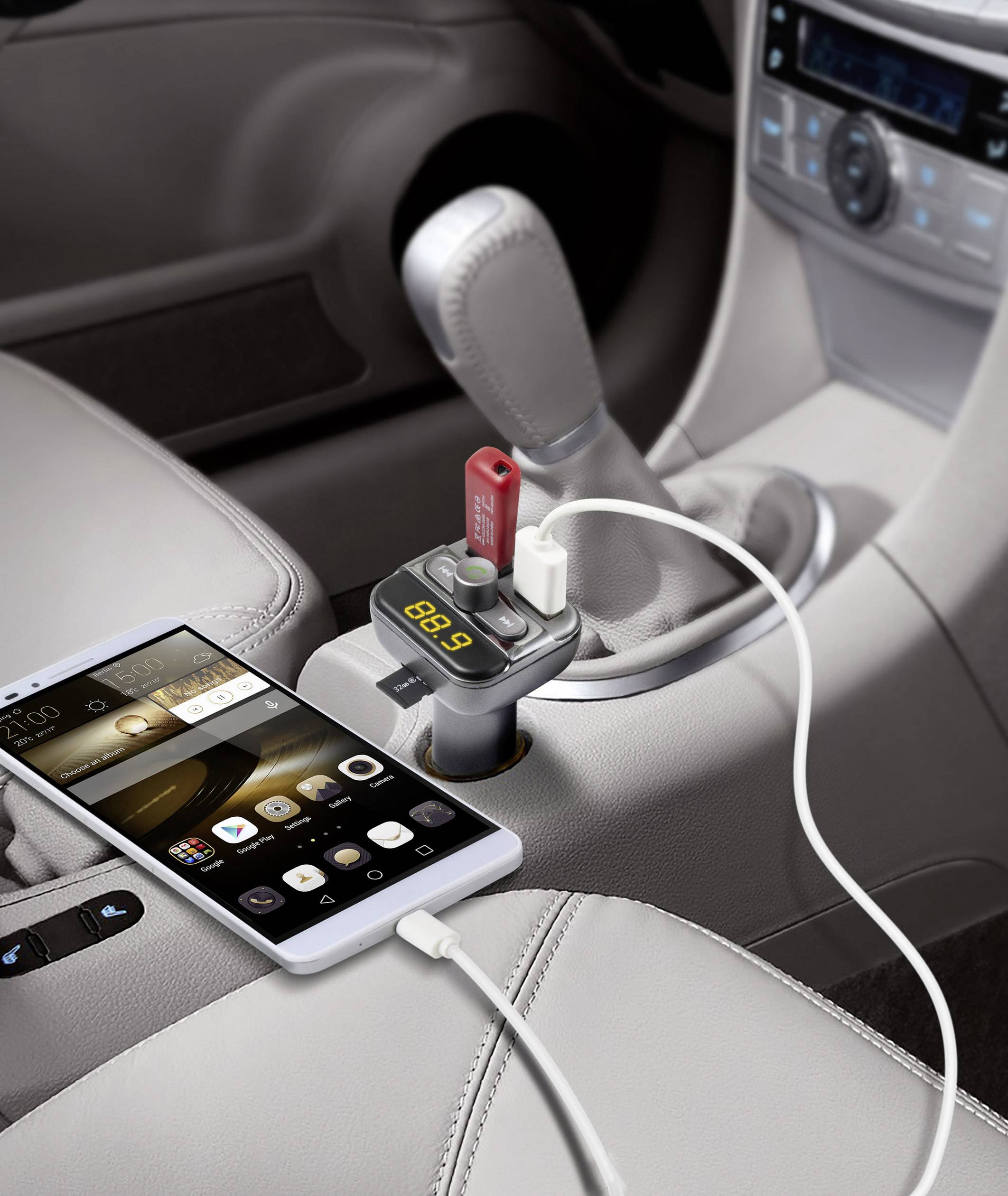 Technaxx FMT900BT FM transmitter incl. hands-free, Built-in MP3 player, incl. iPhone charger