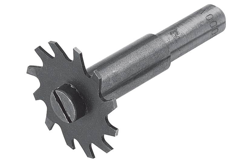 Kreissägefräser mit gezahnter Kante und zylindrischem Schaft. Geeignet für präzises Schneiden von Metall oder Holz in Maschinen.