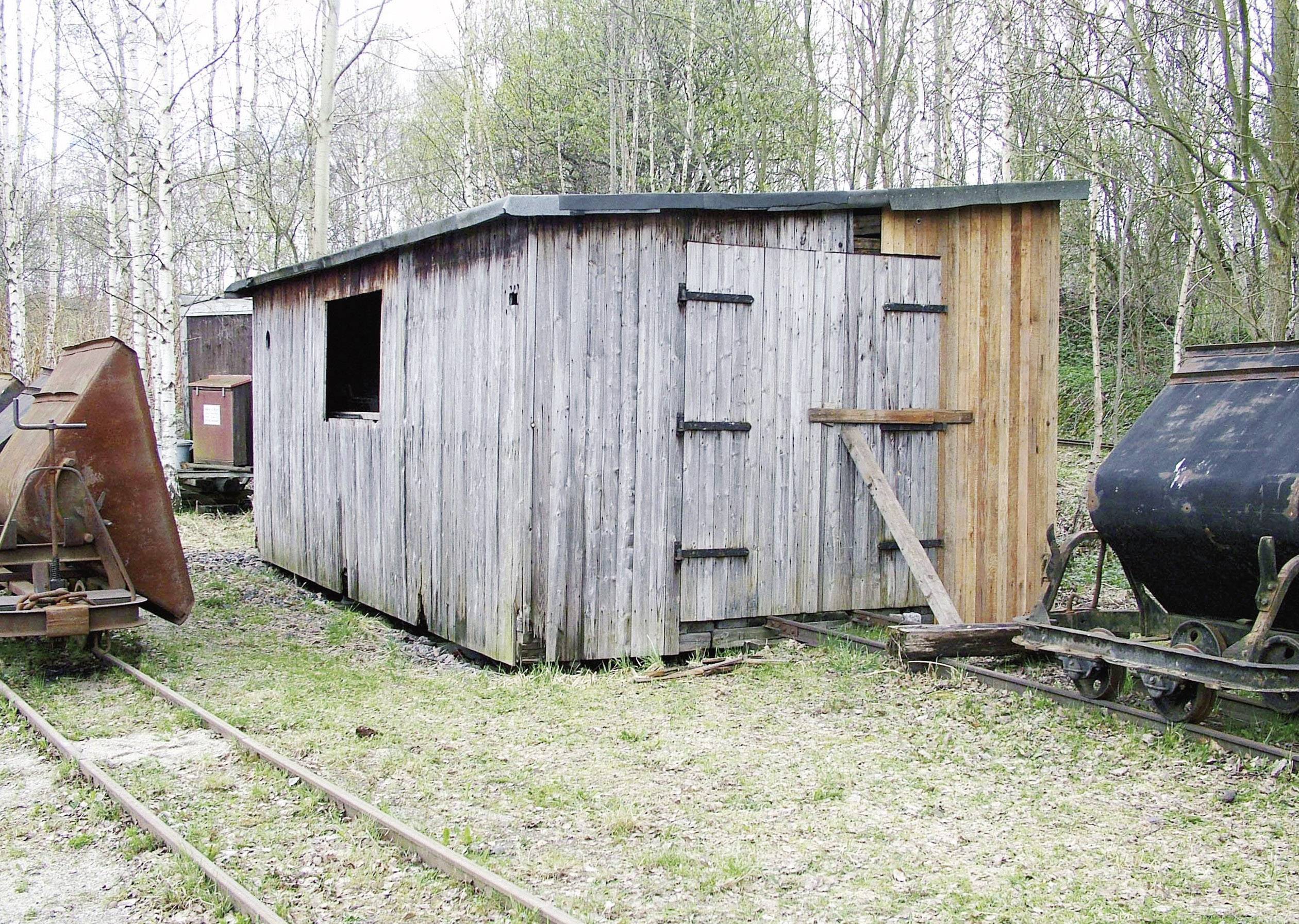 Busch 12380 H0 Field railway locomotive shed