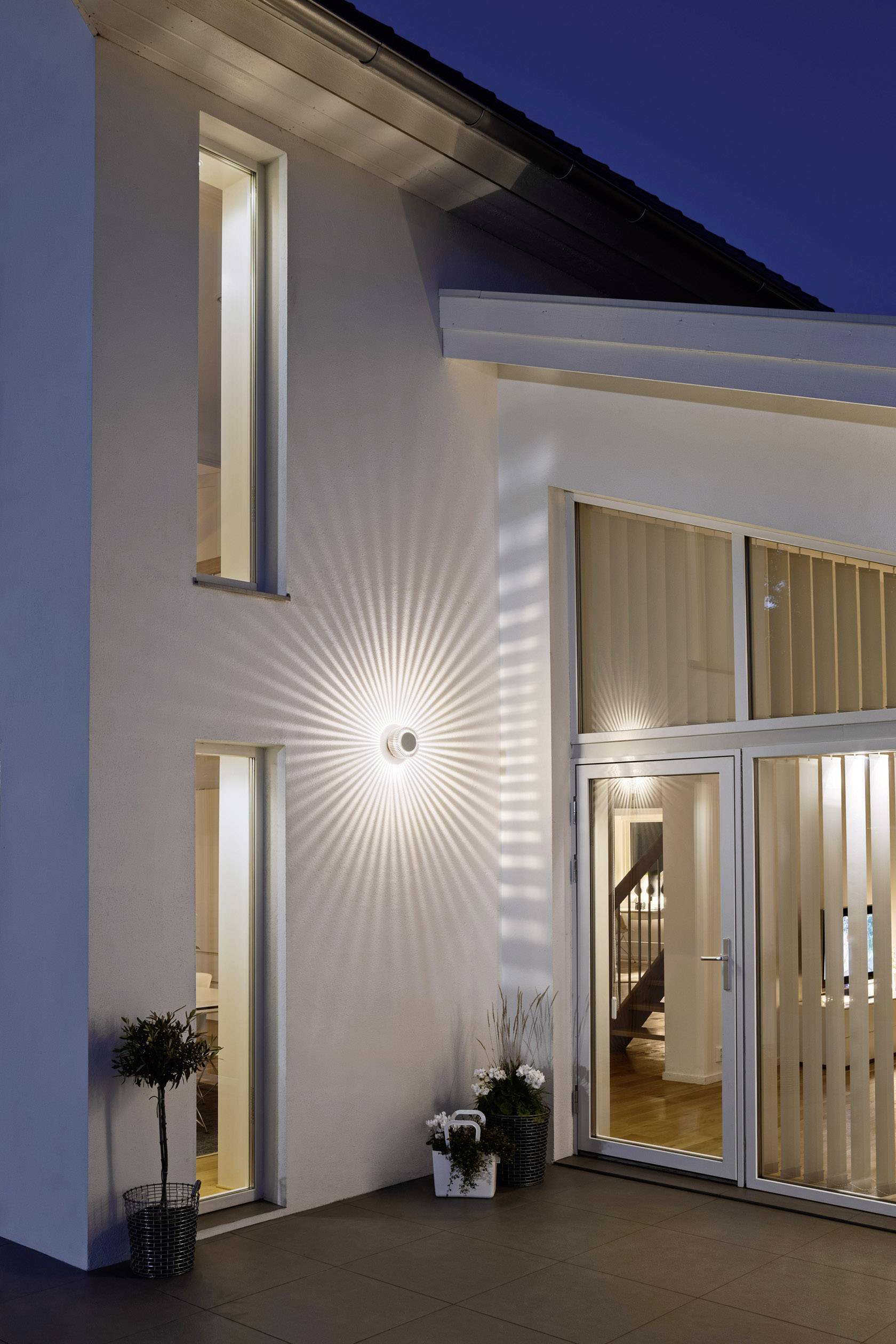 Konstsmide Monza 7932-310 LED outdoor wall light EEC: G (A - G) LED (monochrome) Built-in LED 5 W Aluminium