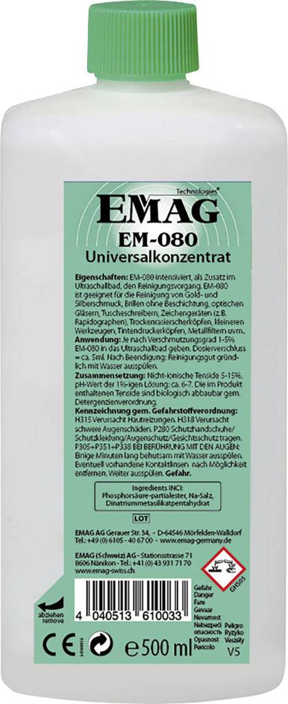 Plastic bottle with green cap, 500 ml EMAG EM-080 universal concentrate, contains ingredients and warning information on green label.