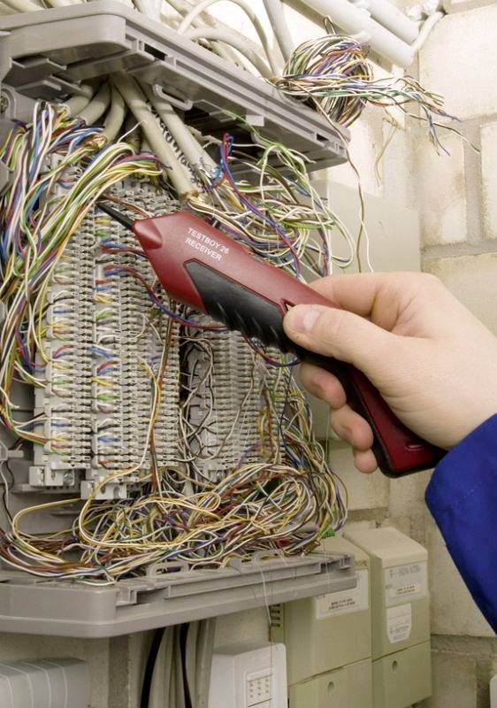 Détecteur de câbles Testboy 26