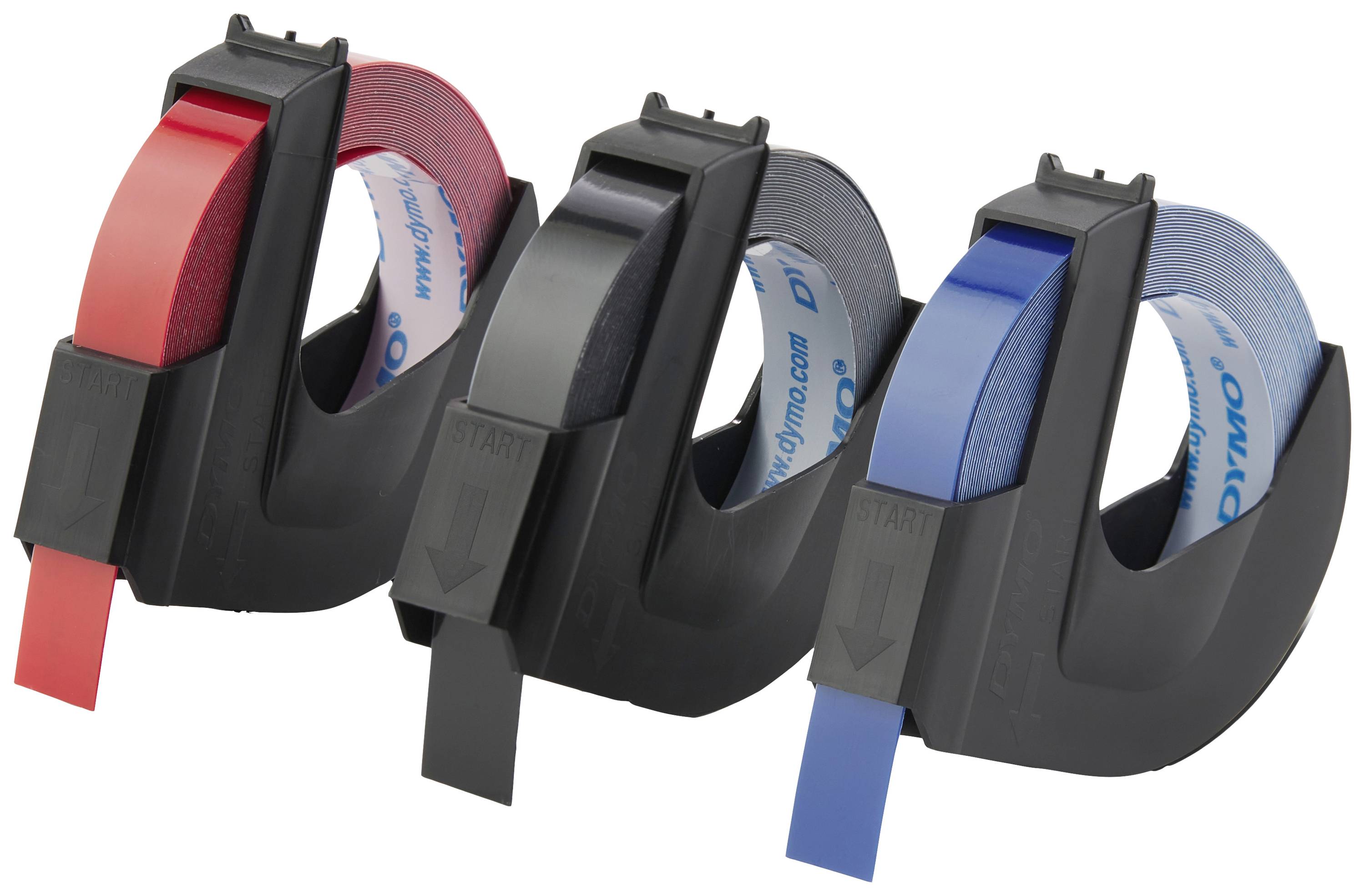 Trois rubans d'étiqueteuse dans des couleurs rouge, noir et bleu, installés dans leurs supports, disposés côte à côte.