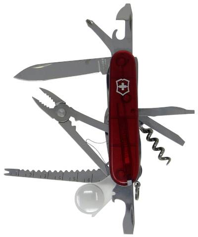 Couteau suisse rouge avec ses outils déployés tels que couteau, ciseaux, scie et tire-bouchon, sur un fond blanc.
