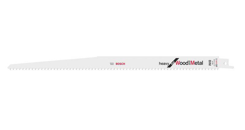 Lame de scie sabre pour bois et métal, marque : Bosch, modèle : S 1222 BF 'Heavy for Wood & Metal', avec bords de coupe finement dentelés.