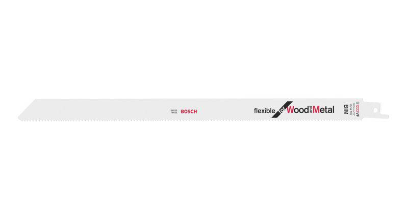 Lame de scie à métaux de la marque Bosch, marquée 'flexible for Wood & Metal'. Adaptée aux travaux sur bois et métaux.