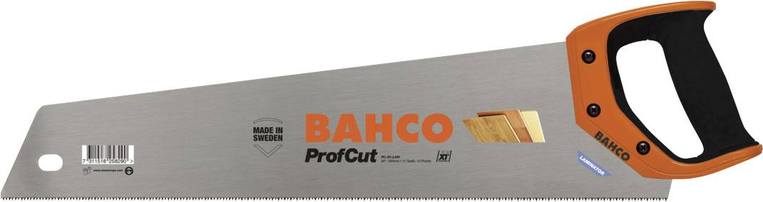 Handsäge mit schwarzem und orangem Griff, Marke 'Bahco', Modell 'ProfCut', hergestellt in Schweden. Geeignet für Holzarbeiten.