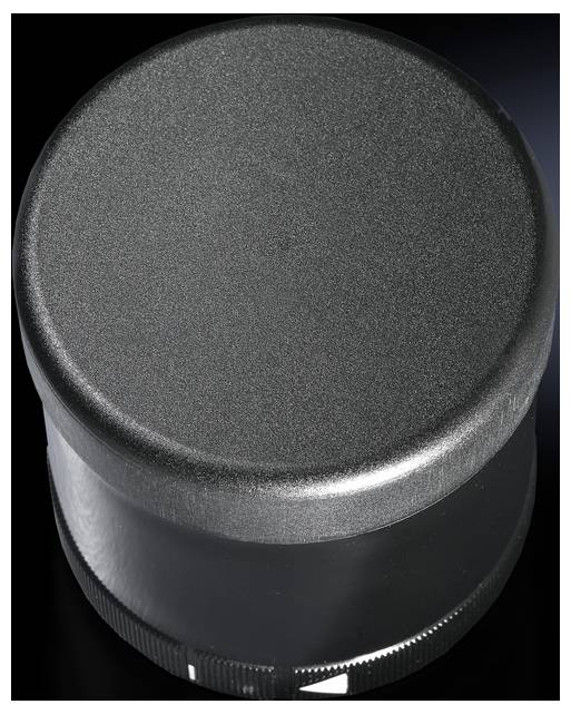 Un récipient cylindrique noir en plastique avec un couvercle sur un fond noir.