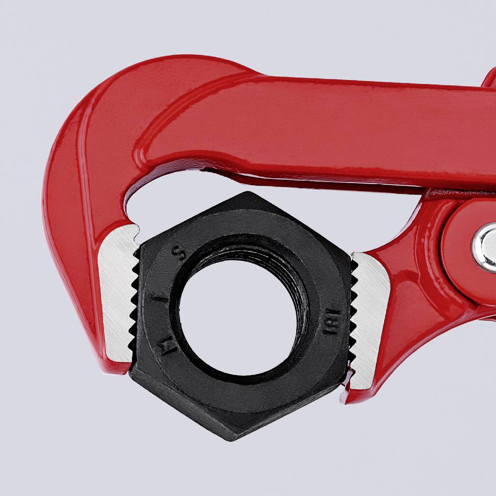 Une clé à molette rouge tient un écrou hexagonal noir. L'outil est ouvert, prêt à serrer ou à desserrer l'écrou.