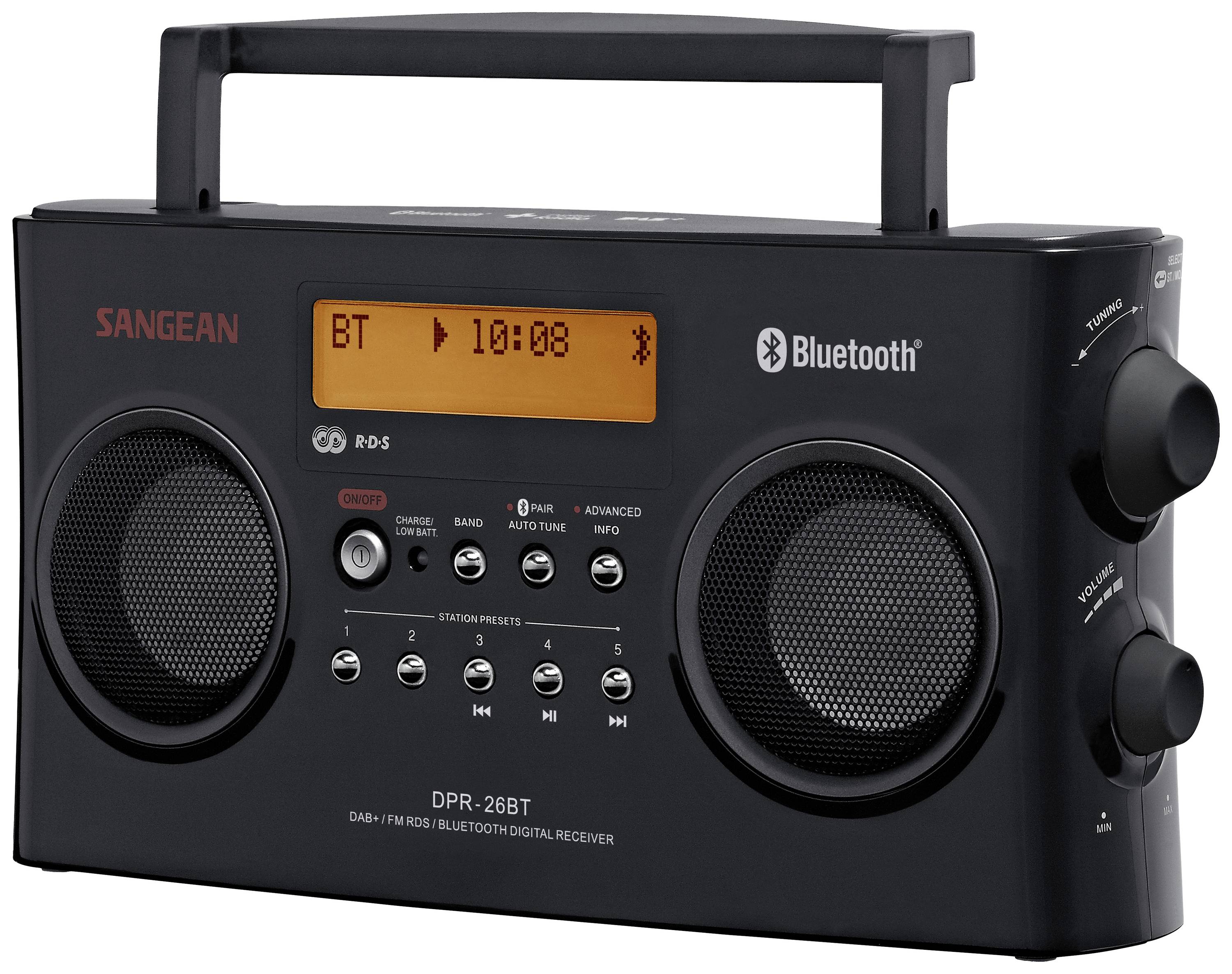 Radio portable noir avec fonction Bluetooth et affichage orange ; affiche 'BT' et '10:08'. Deux haut-parleurs, boutons rotatifs.