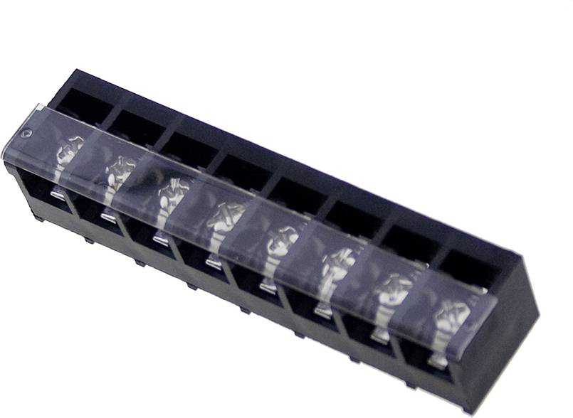 Un support de fusibles noir avec huit emplacements pour fusibles plats. Un couvercle transparent protège les fusibles.