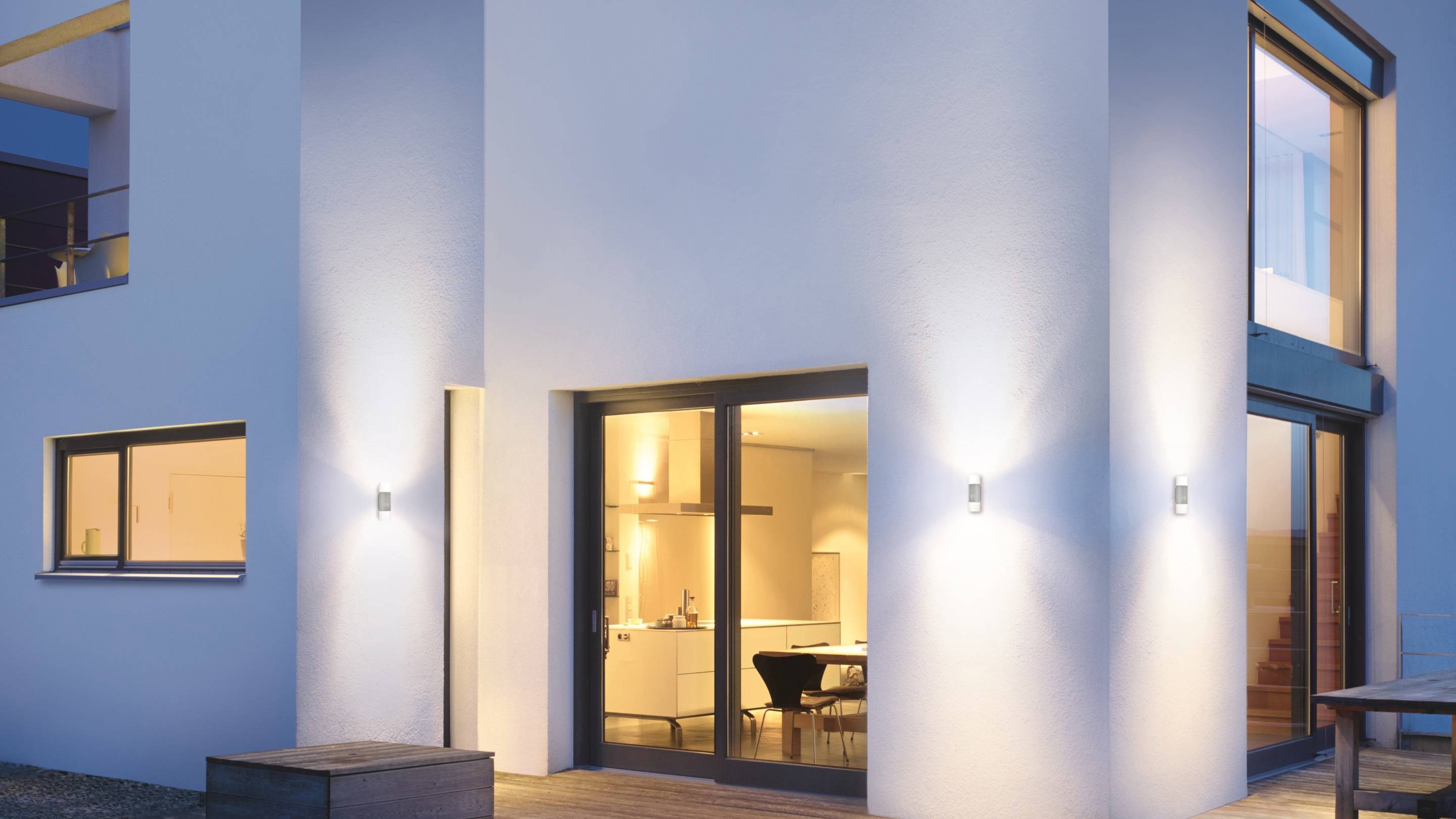 Applique LED extérieure avec détecteur de mouvement Steinel 910 576219 LED intégrée argent