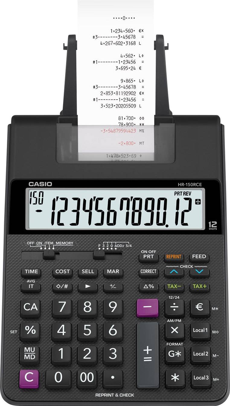 Machine à calculer avec un ruban de papier imprimé, montrant une liste de calculs avec leurs résultats. Couleur principale : Noir.