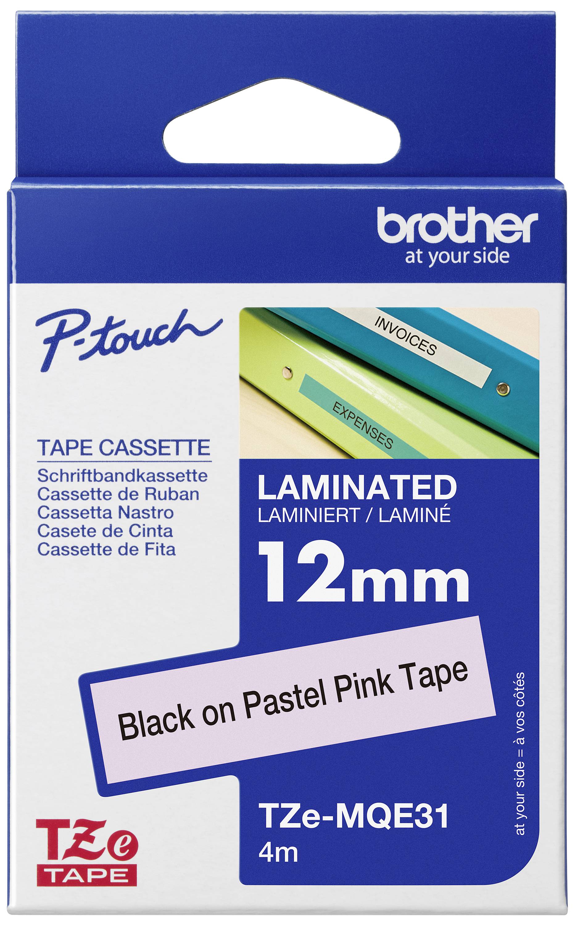 Emballage d'une cassette de ruban pour étiqueteuse Brother P-touch. Comprend un ruban laminé de 12 mm de large, noir sur rose pastel, d'une longueur de 4 mètres.