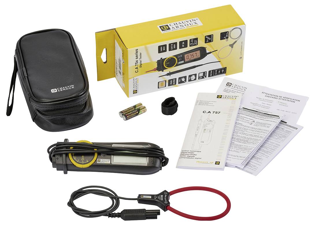 Appareil de test électrique avec accessoires : sacoche de transport, câbles, batteries et instructions sur une table. L'emballage indique 'C.A 757'.