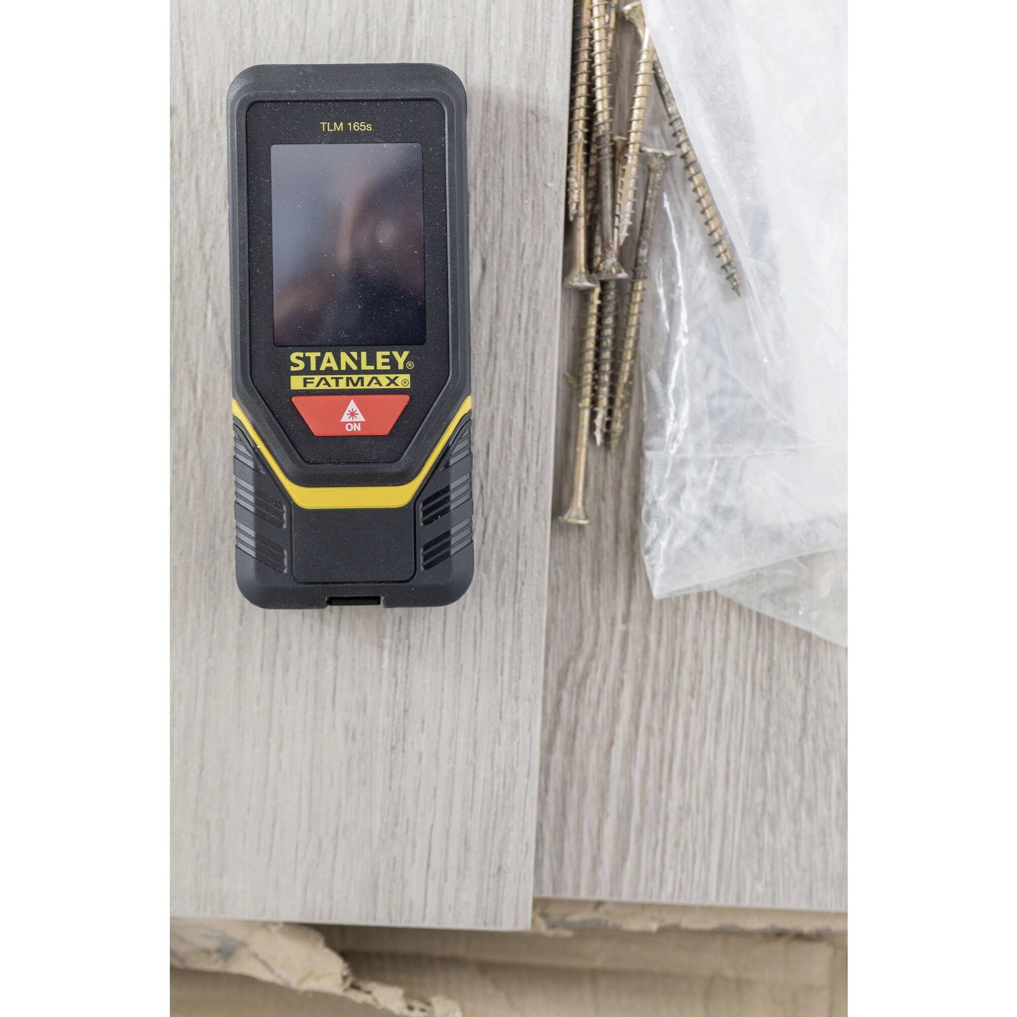 STANLEY TLM165 Télémètre laser 50 m