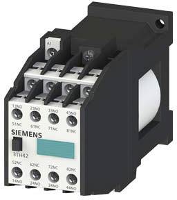 Un contacteur Siemens noir avec plusieurs bornes de connexion, numéro de modèle 3TH42, utilisé dans les circuits électriques pour contrôler les flux de courant.