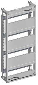 Un boîtier métallique argenté vertical, probablement un rack serveur, avec plusieurs étagères destinées à stocker des équipements électroniques.