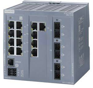 Module de communication industriel gris avec plusieurs ports Ethernet et indicateurs LED, adapté à l'intégration dans des réseaux industriels.
