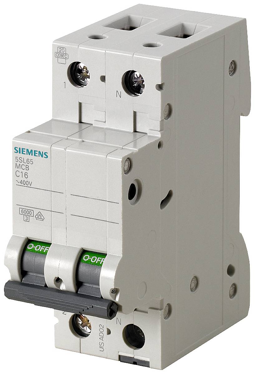 Disjoncteur Siemens, modèle MC16 C16, bipolaire, 400V, gris-blanc, avec interrupteur basculant sur 