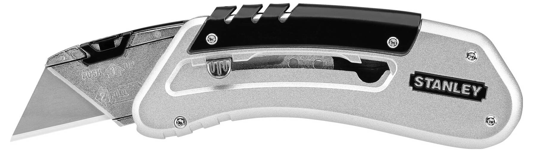 Un couteau universel Stanley argent et noir avec une lame déployée, adapté pour couper des matériaux tels que du carton ou de la moquette.