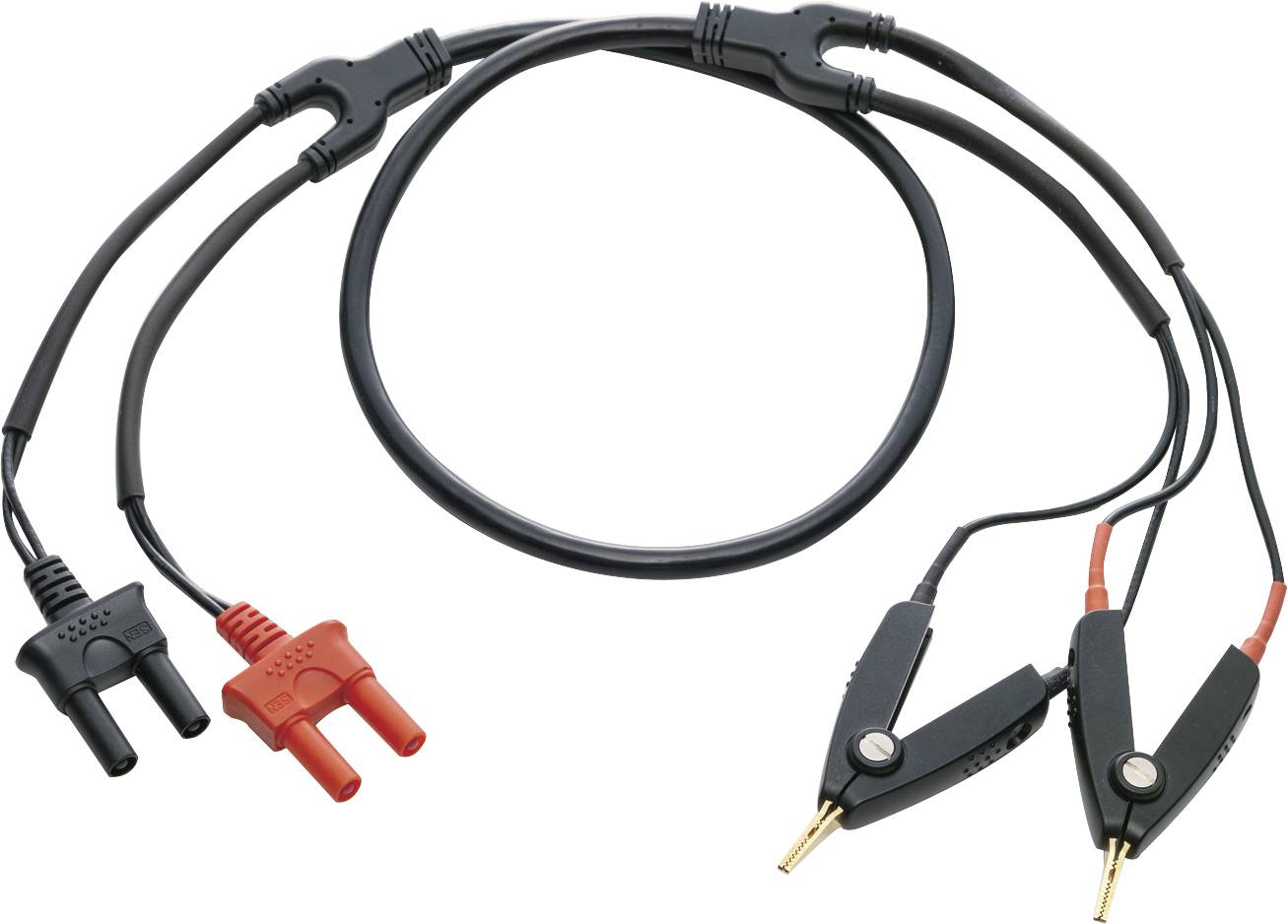 Un câble de mesure noir et rouge avec deux pinces crocodile et deux fiches de 4 mm pour les mesures électriques en laboratoire.