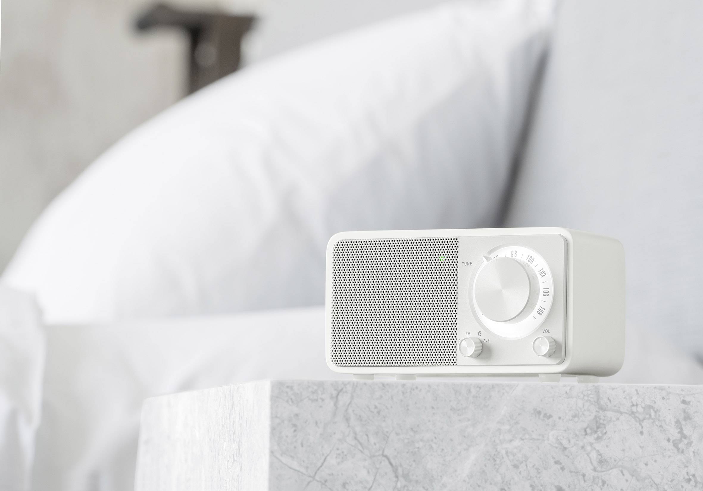 Sangean WR-7 Genuine Mini Radio de table FM Bluetooth rechargeable blanc