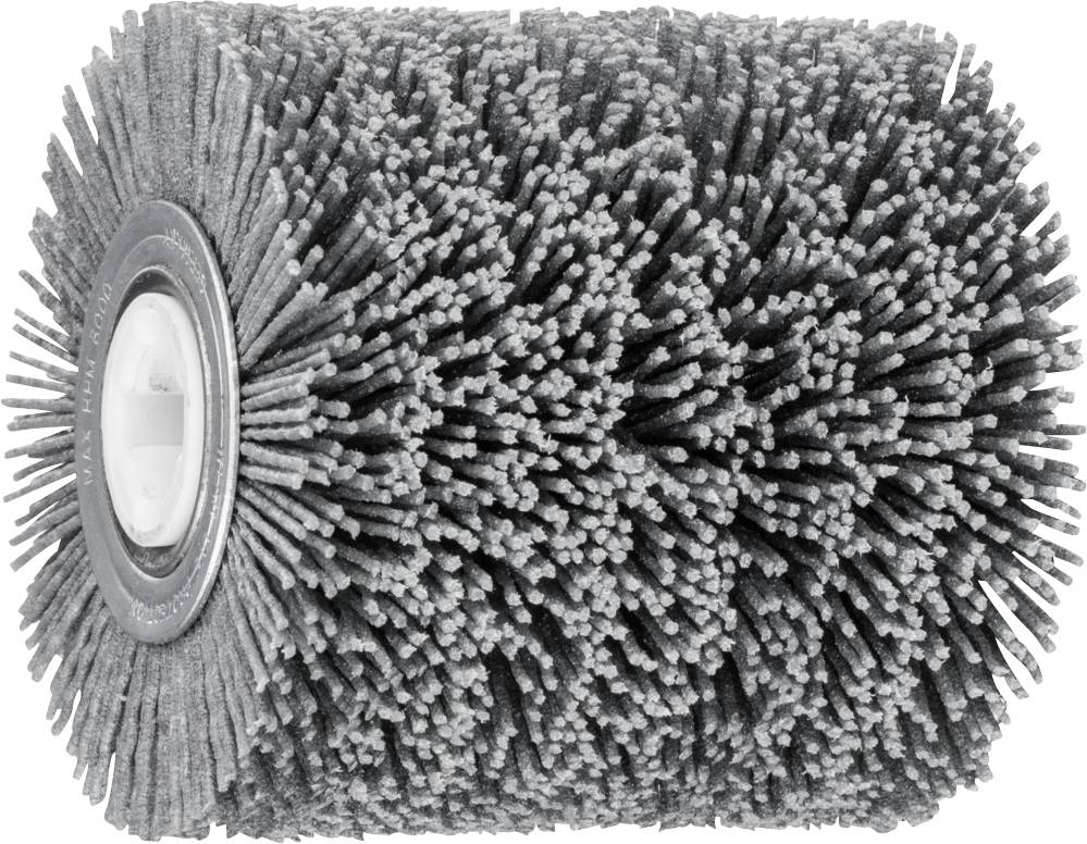 Une brosse abrasive grise avec des poils en fil métallique et un support central en métal, adaptée au ponçage et au polissage de surfaces.