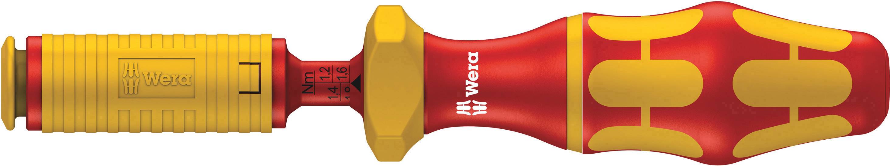 Tournevis Wera avec manche rouge et jaune et lame isolée, adapté aux travaux électriques.