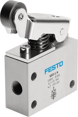 Un commutateur pneumatique de Festo, modèle GG0-1/8, avec mécanisme à levier, plage de pression 0,3–10 bars, 4,3–145 psi.