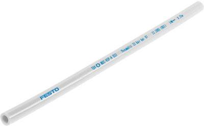 Un tuyau pneumatique blanc de Festo avec une inscription bleue indiquant les spécifications et le numéro de modèle.